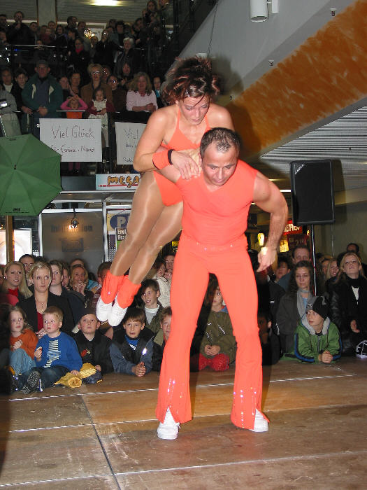 Schulterkugel-Contest